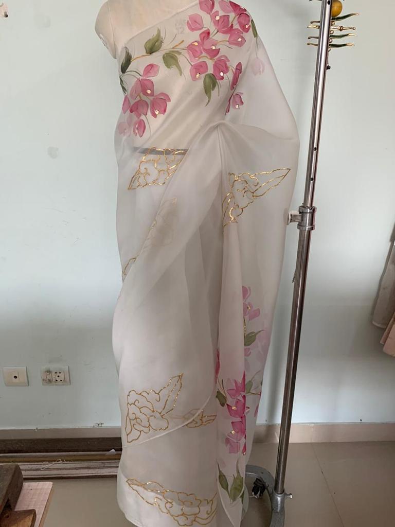 Custom cloud in Dull Ivory with Bougainville