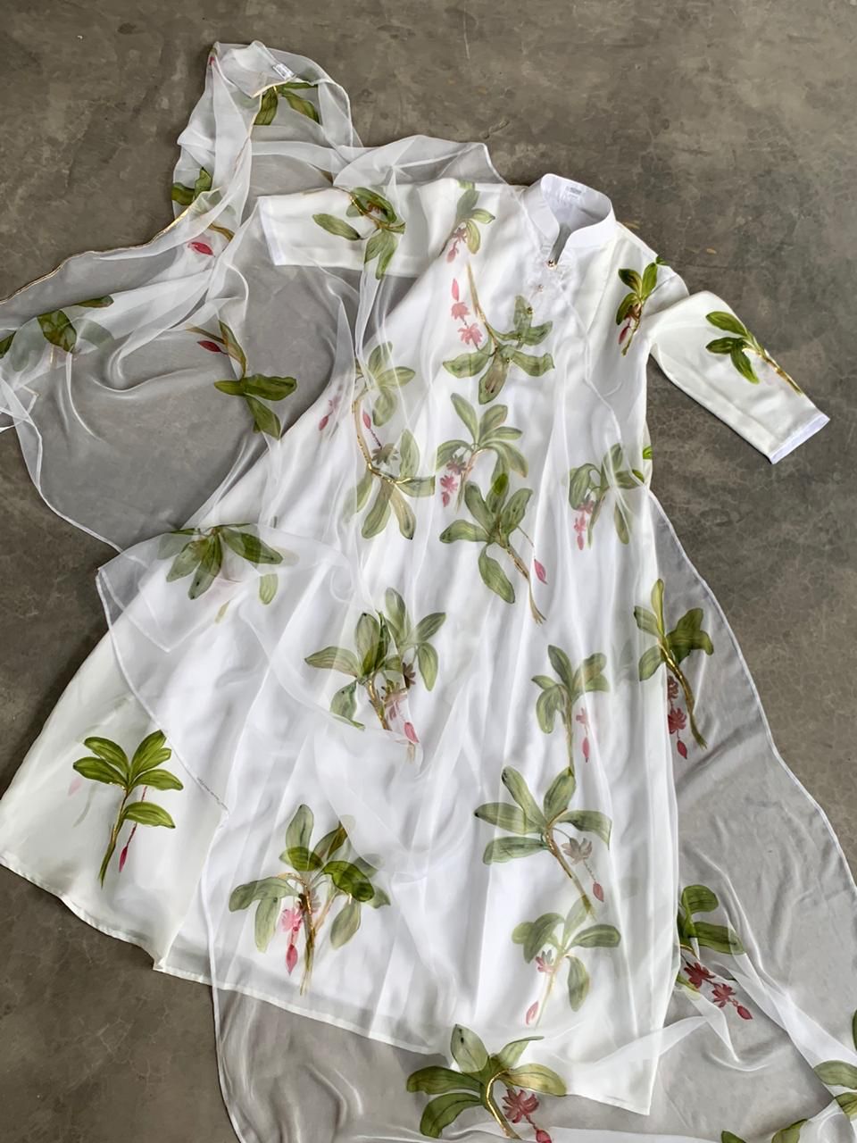 Banana Trees Ivory Silk Kurta