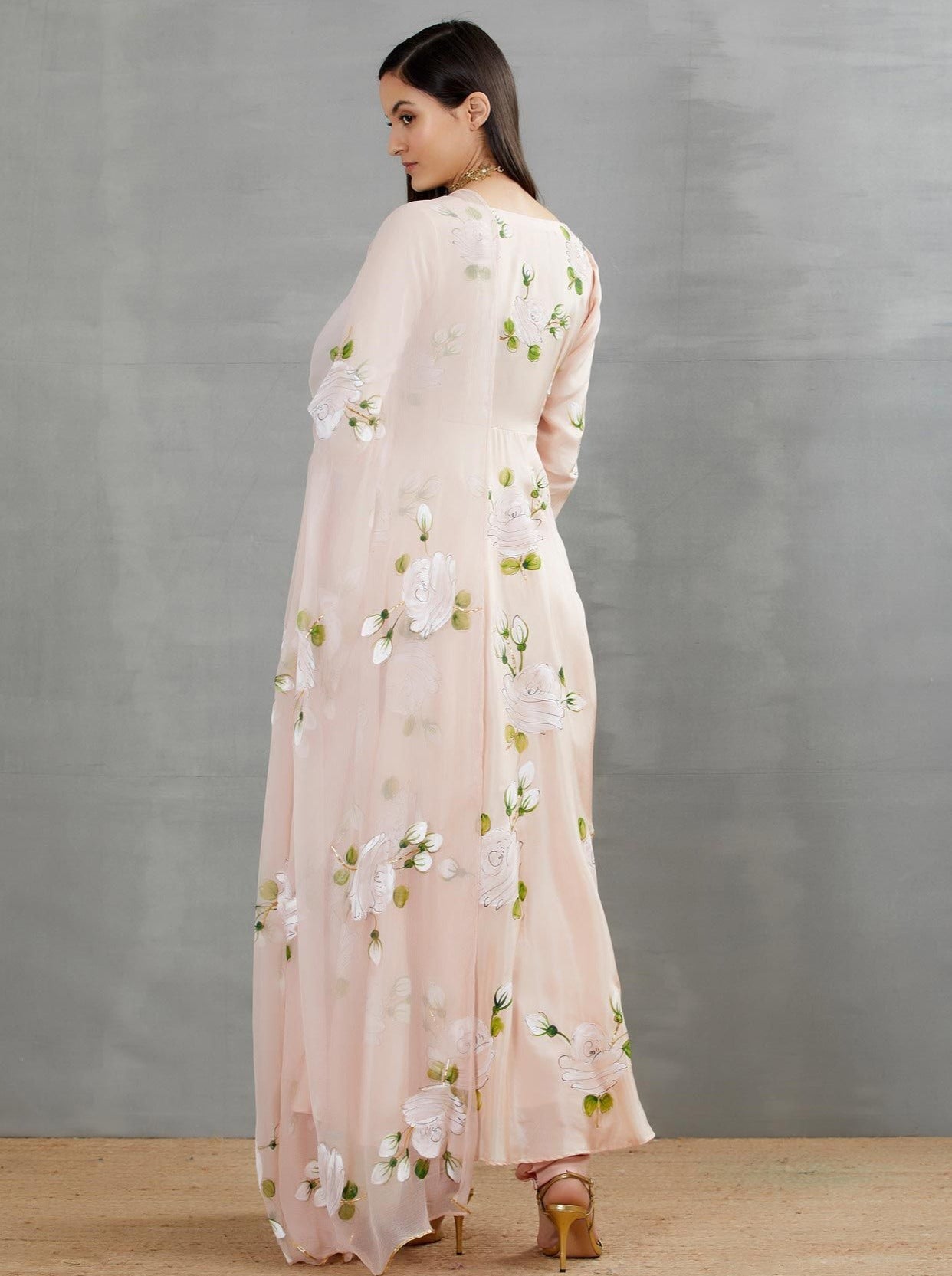 White Roses on a Dull Rose Flaired Kurta