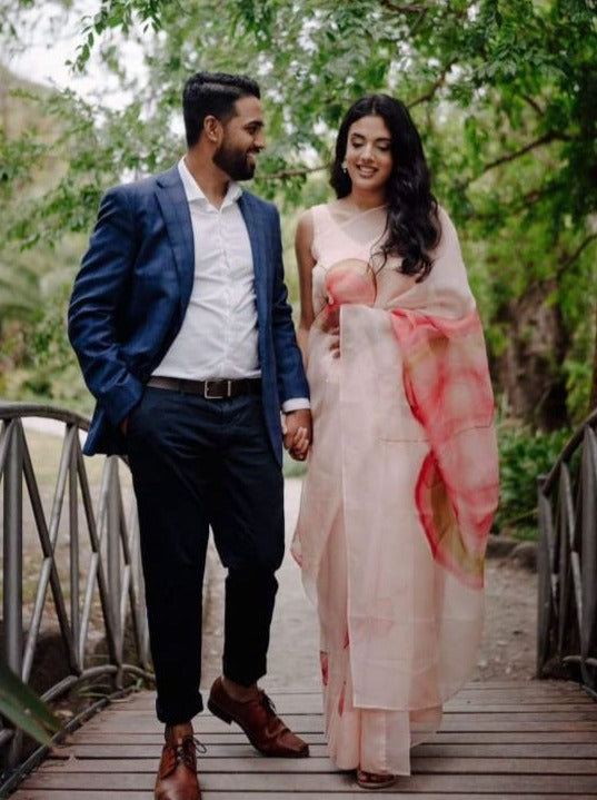 Tanvi's Fashion - Couple set single saree and punjabi also... | Facebook