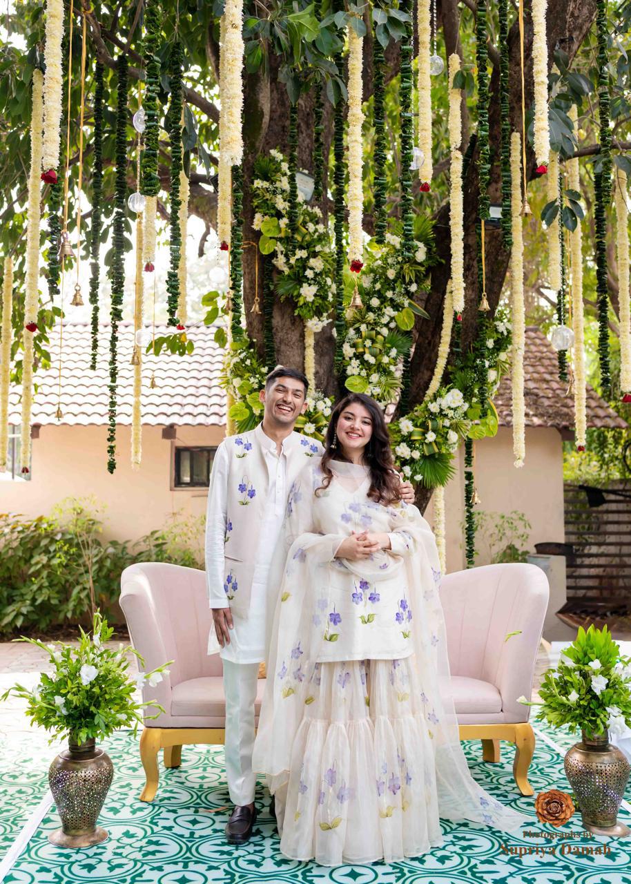 Dunalia's on Dull Ivory Sharara