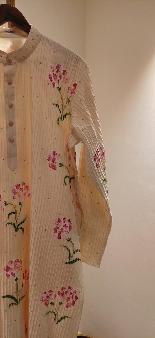 Carnations on dull ivory Mens kurta with Pin tucks & minimal Sitara’s