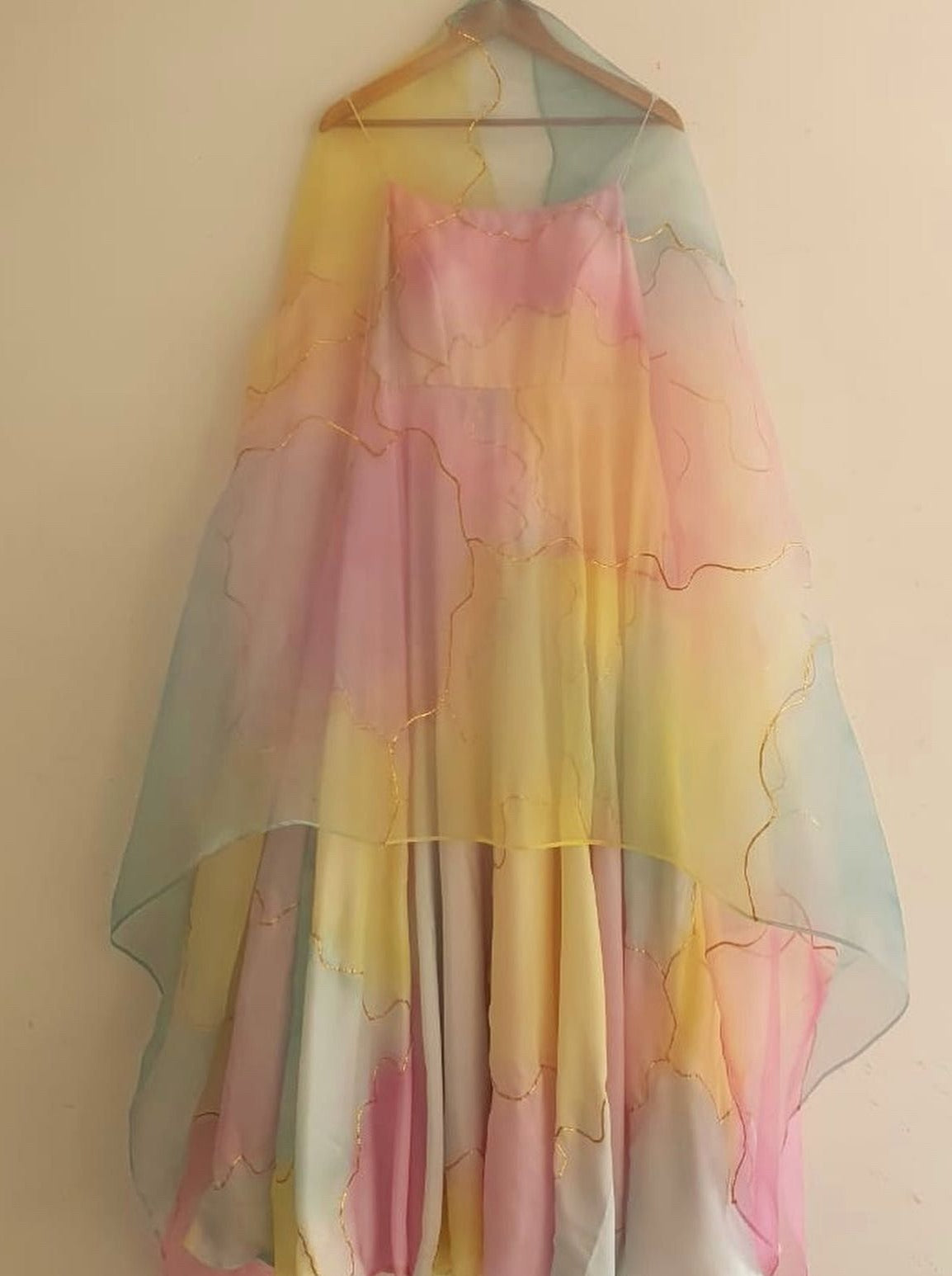 The dreamy ‘Pastel’ flaired kurta