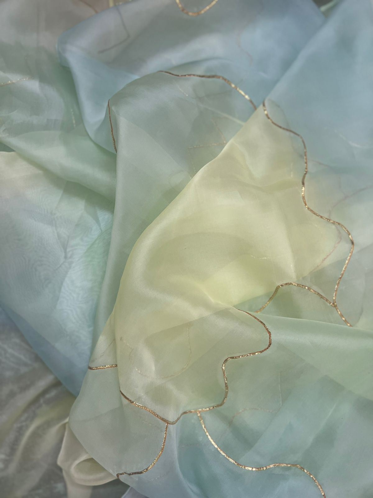 The dreamy ‘Pastel’ - Aqua blue