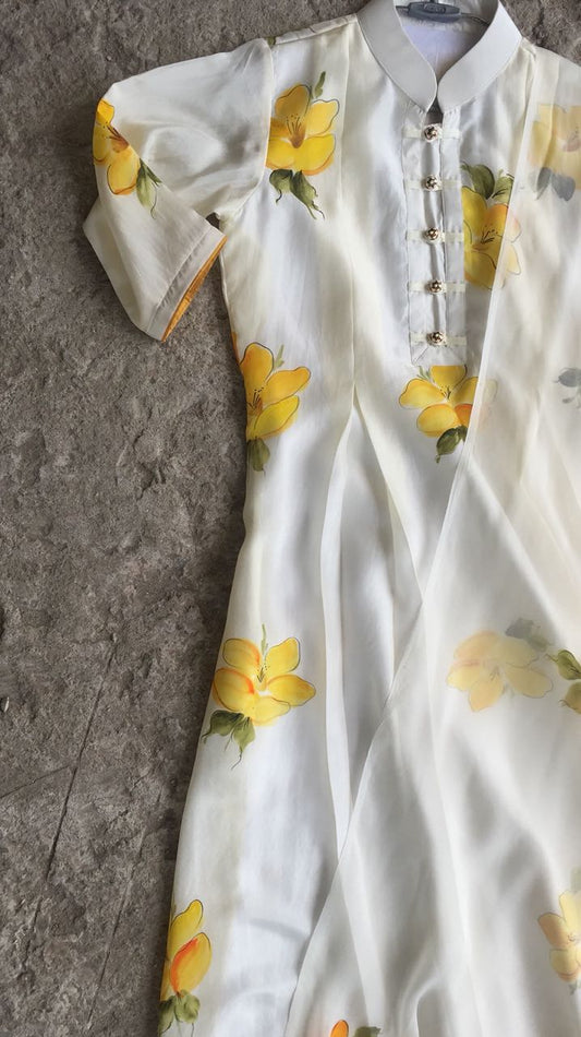 Lemon Apple Rose on Ivory Silk Kurta