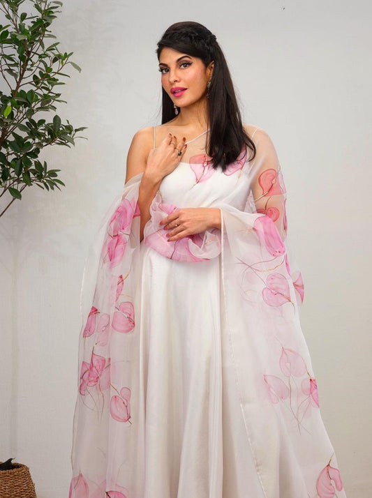 Spegatti Strap Gown Flamingo Flower duppata