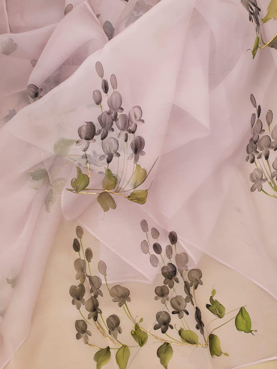 Carrolina’s on Lilac Organza Saree